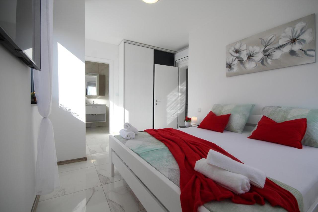 Villa Essenza - Luksuzne Kuce Za Odmor Vodice Buitenkant foto